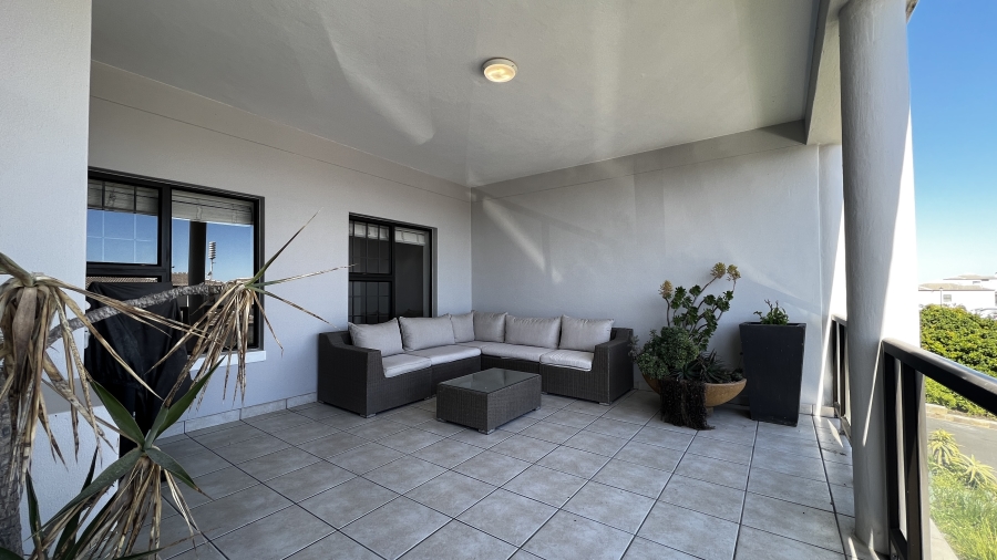 2 Bedroom Property for Sale in Big Bay Western Cape